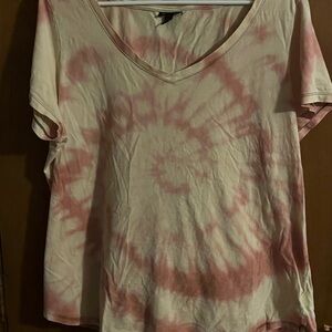 Torrid Women’s size 1 or 1x Pink Tye Dye V Neck Tee Shirt Top